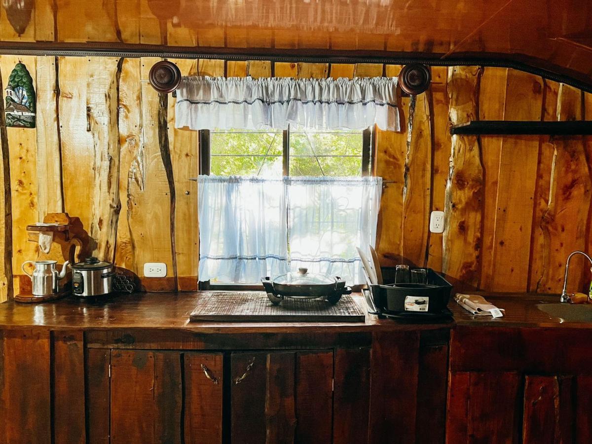 Cabanas Queca! Poas Екстер'єр фото