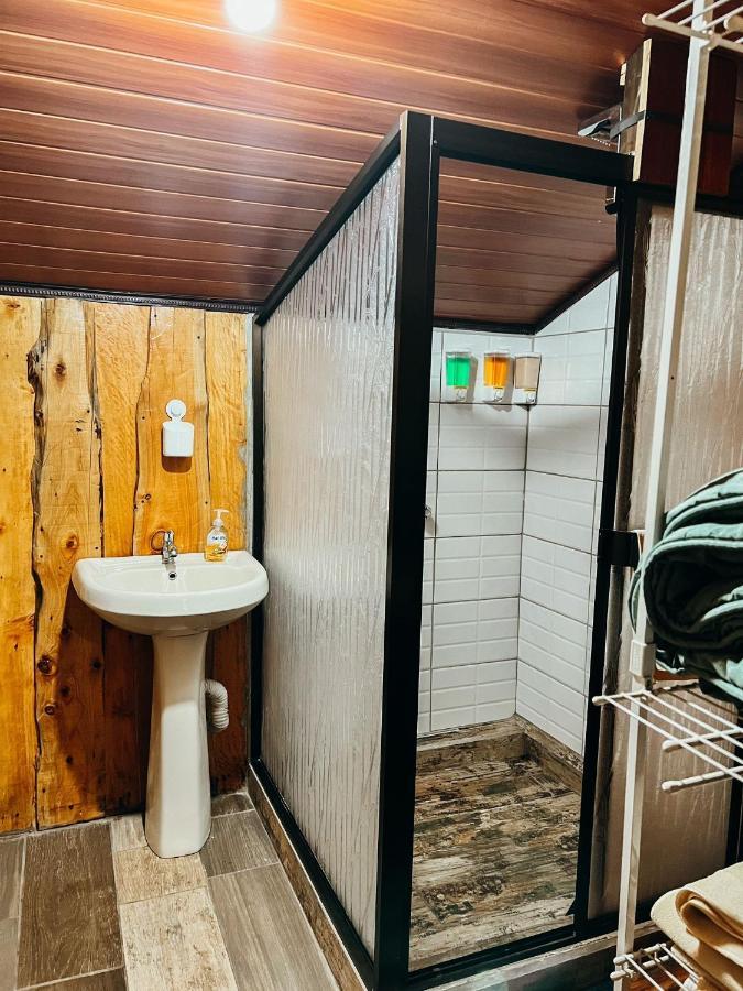 Cabanas Queca! Poas Екстер'єр фото