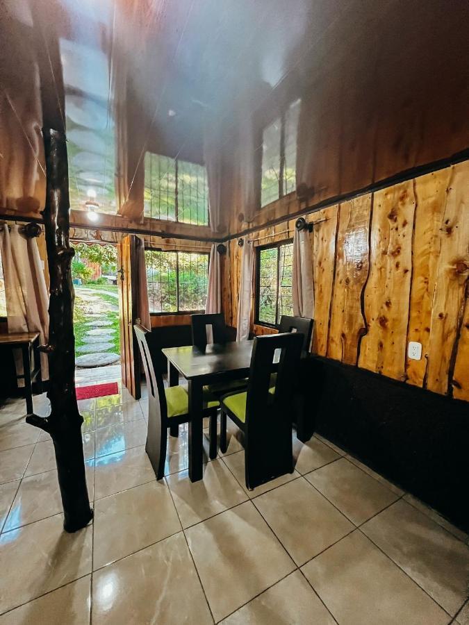 Cabanas Queca! Poas Екстер'єр фото